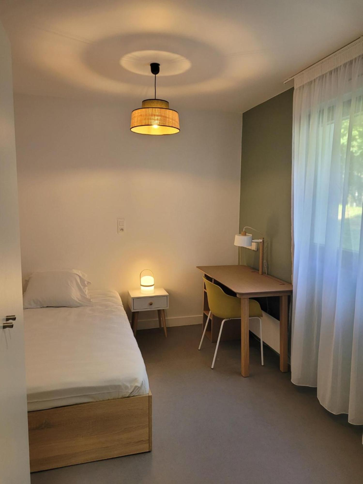 Twenty Business Flats Jouy-En-Josas Aparthotel Екстериор снимка